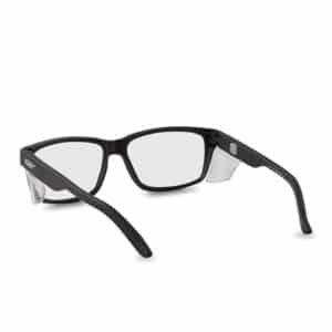 safety-glasses-brave-small-black-neutra-interior